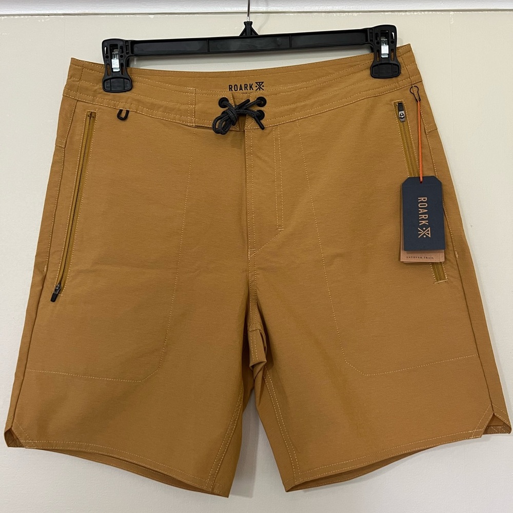 Roark Camel Brown Shorts Sz 30